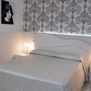 La Dimora Del Marchese Bed & Breakfast